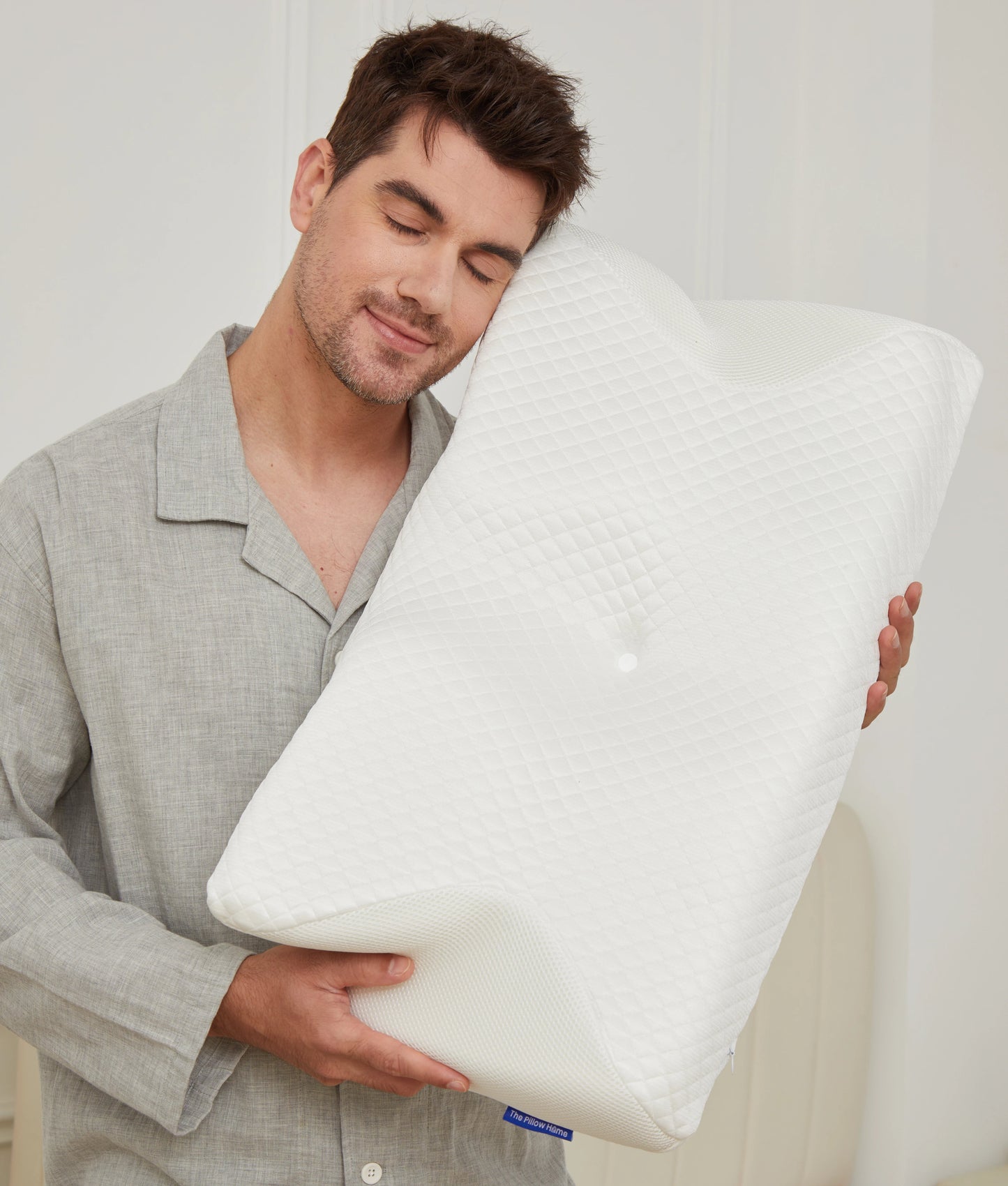 DreamAlign™ Ergonomic Neck Pillow
